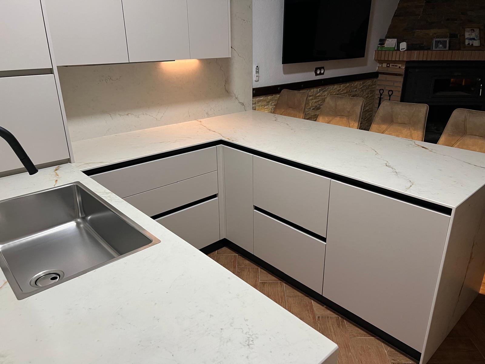 PHOTO-2025-12-17-12-05-16(10)