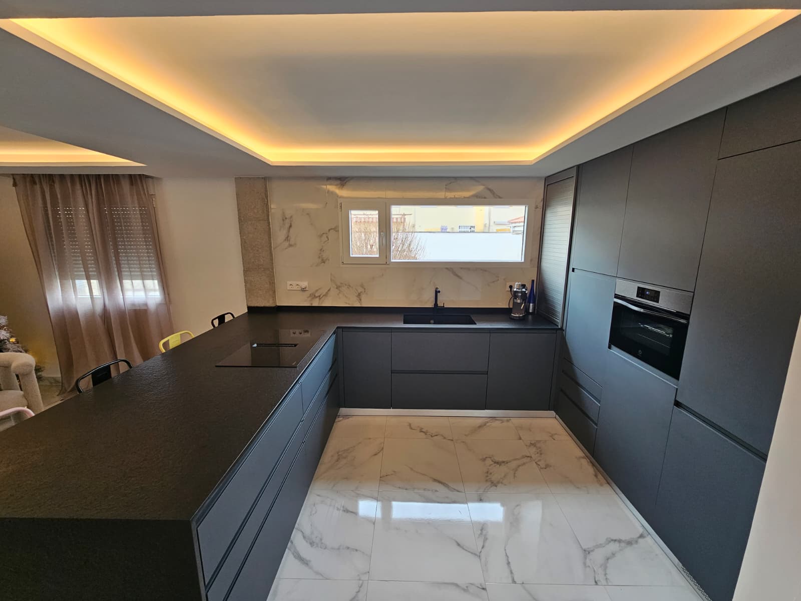 PHOTO-2026-01-01-12-25-37 6